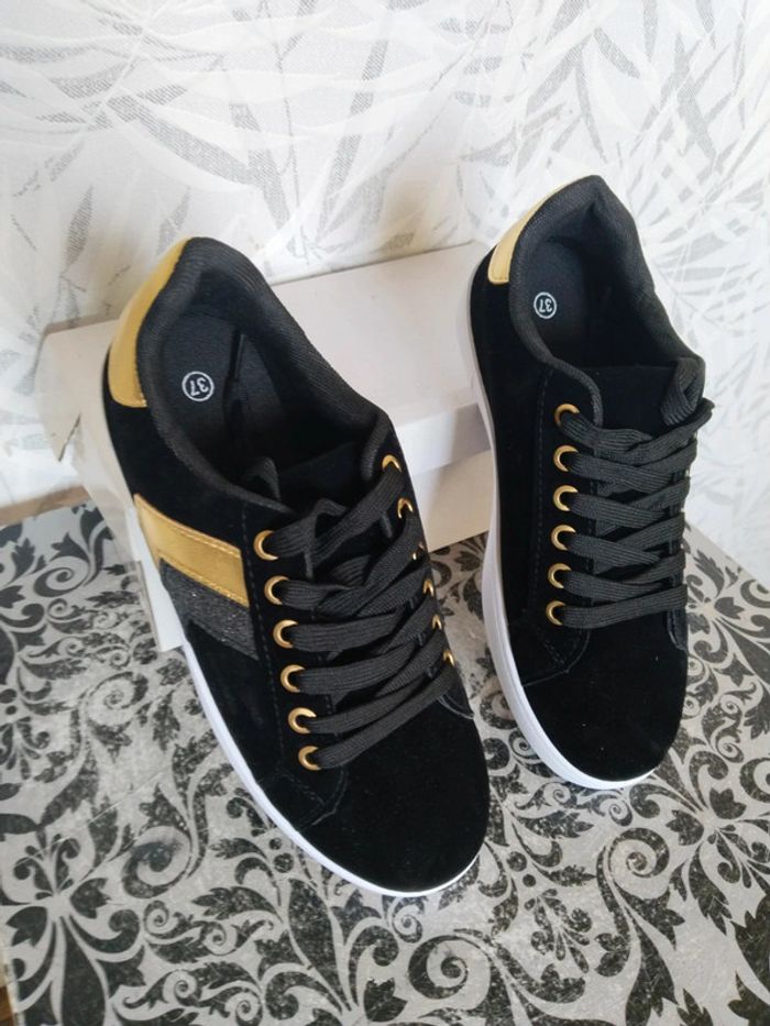 Jolies baskets sneakers femme pointure 37 brillantes - photo numéro 4