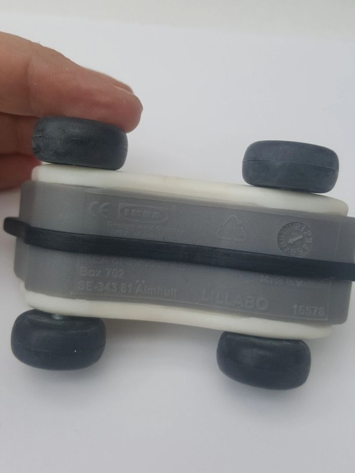 Voiture IKEA collection Lillabo - photo numéro 2