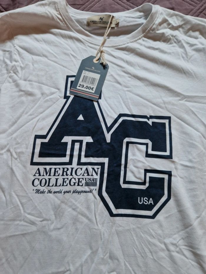 Tee-shirt American College neuf - photo numéro 2
