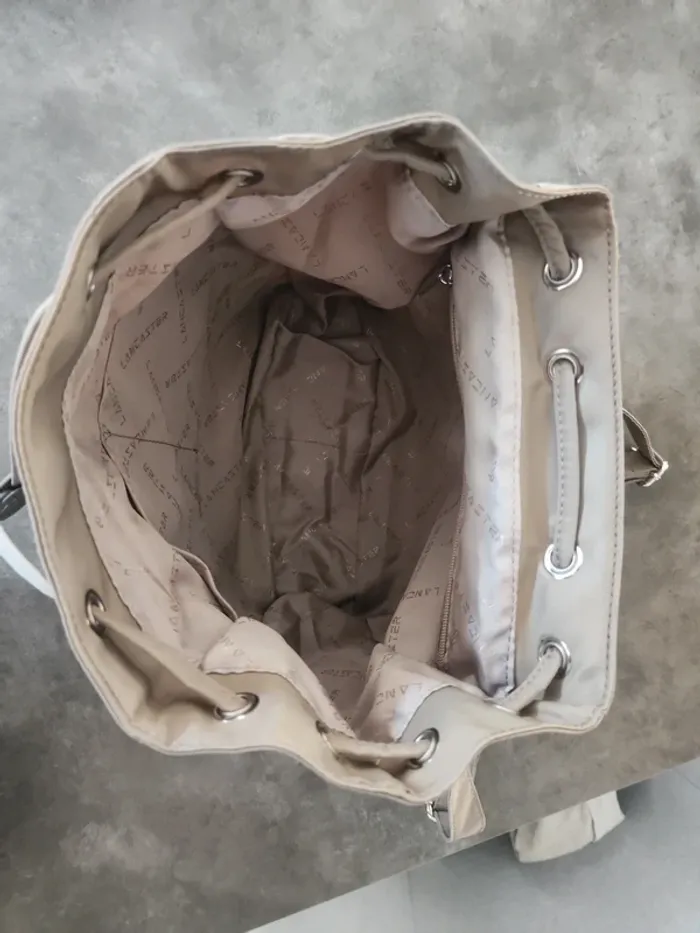 Sac à dos Lancaster gris beige - photo numéro 12