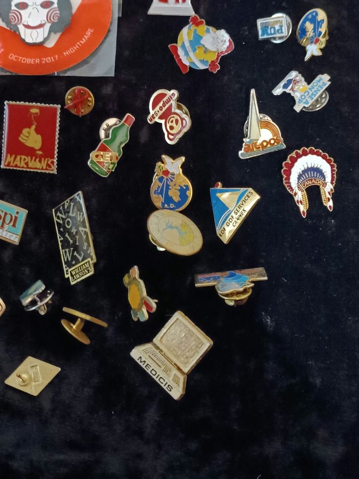Lot de pin's - photo numéro 10