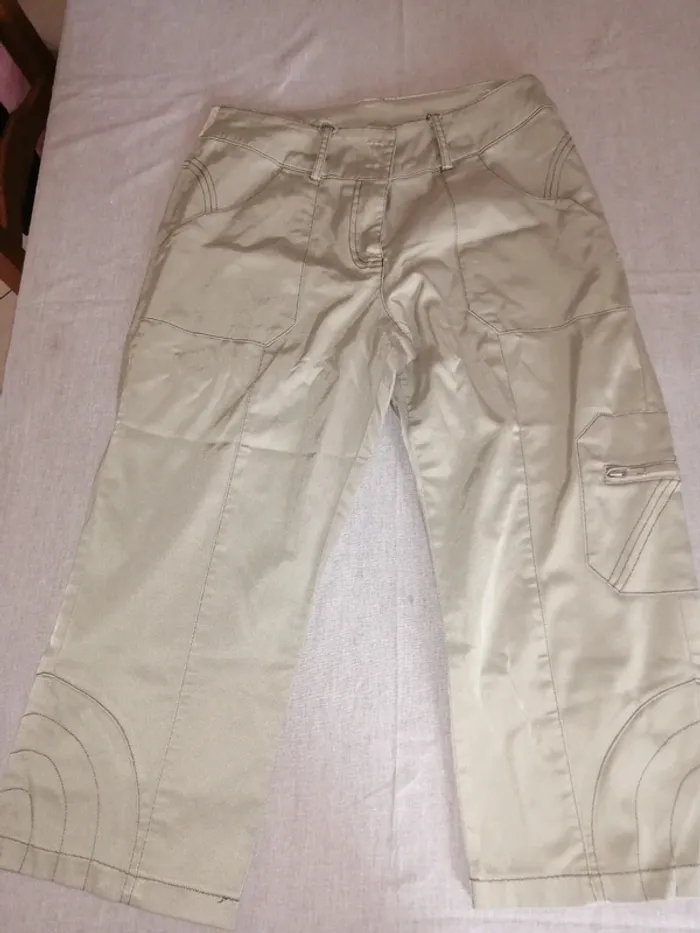 Pantacour blanche porte