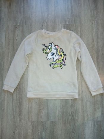 pull pilou pilou tout doux gris clair licorne séquin H&M taille 8/10 ans