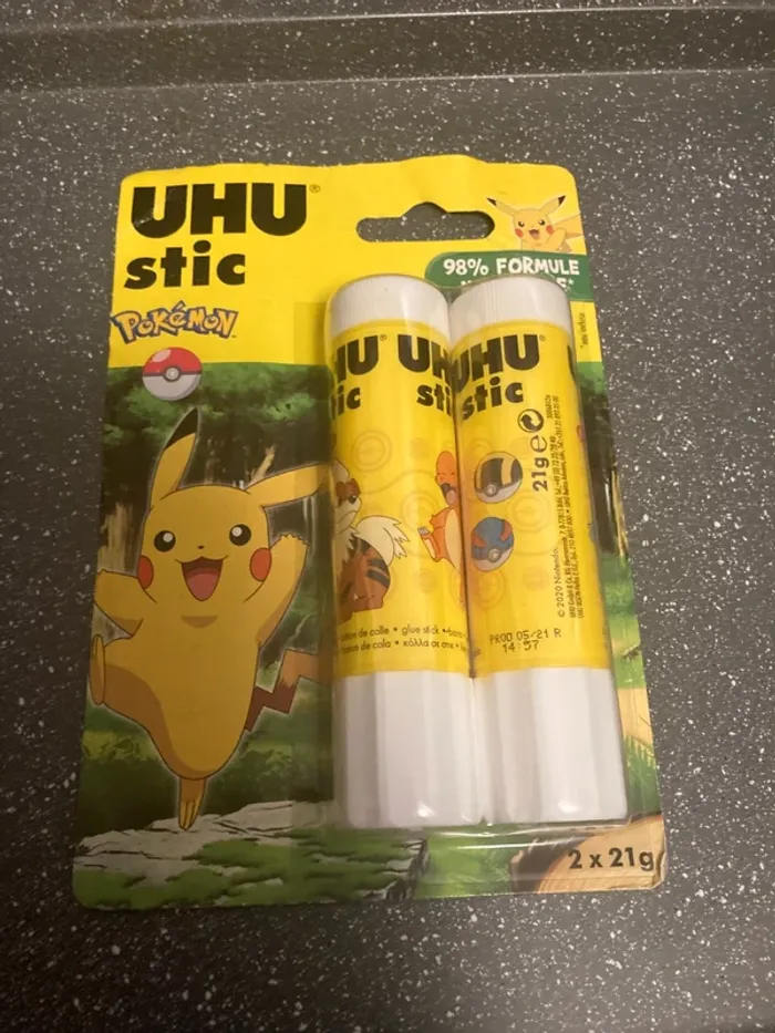 2 gros tubes de colle UHU 21 g - Pokémon