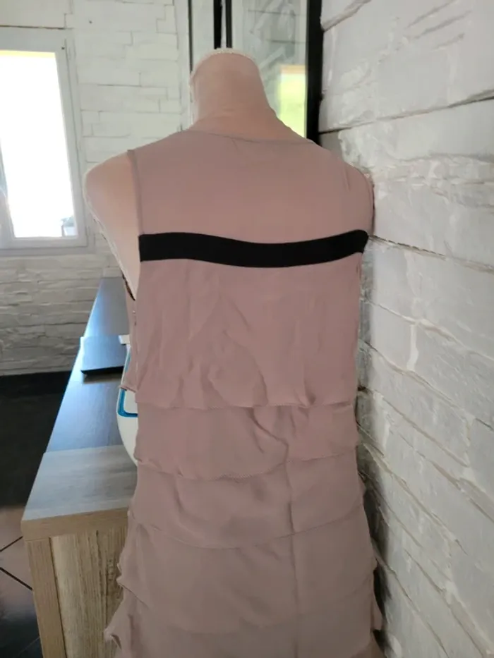 Robe taupe 36 en soie à volant - photo numéro 10