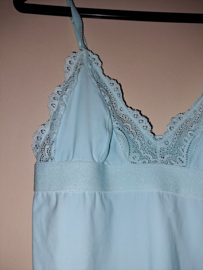 Body taille 38/40 neuf - photo numéro 2