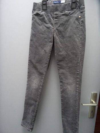 Pantalon en velours gris