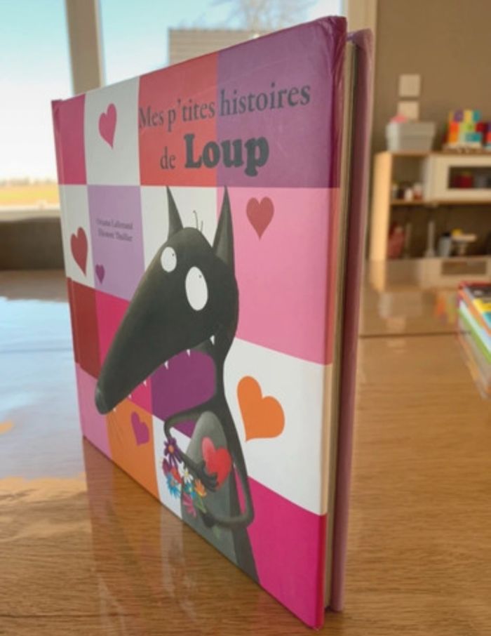 Livre auzou histoires de Loup