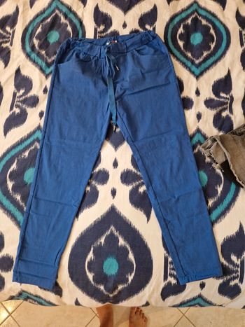 Pantalon bleu électrique