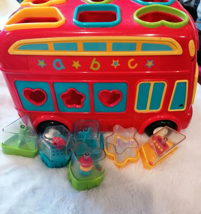 Bus avec pièces encastrables - photo numéro 2