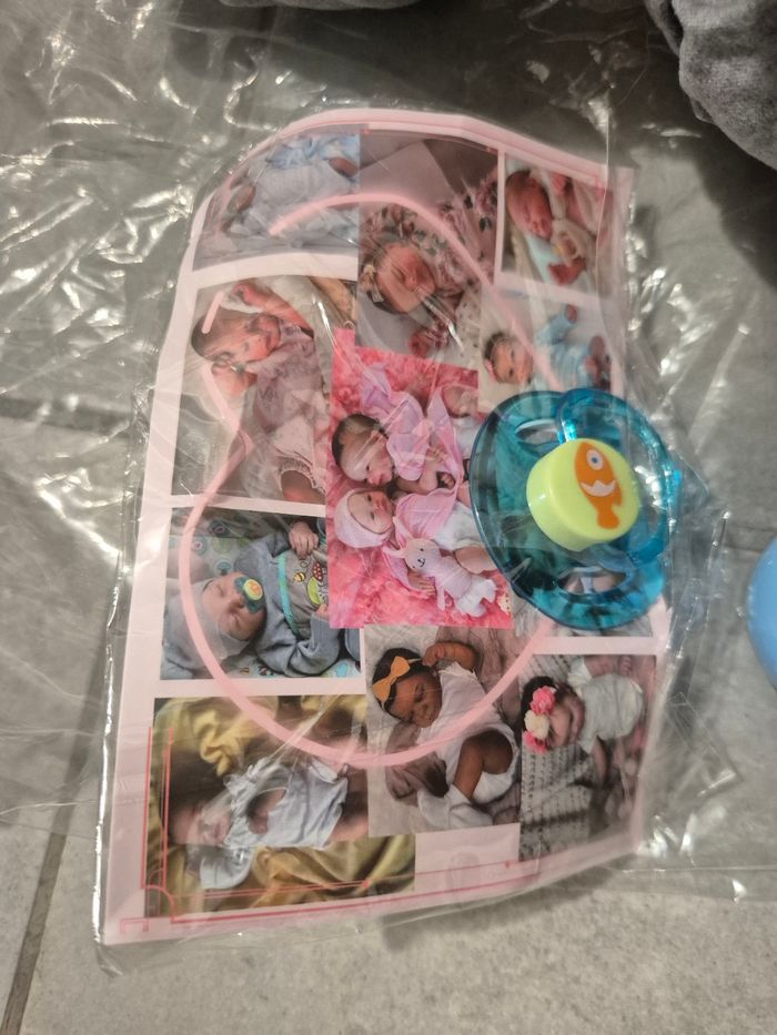 Poupée de garçon bébé réaliste Reborn Neuf - photo numéro 4