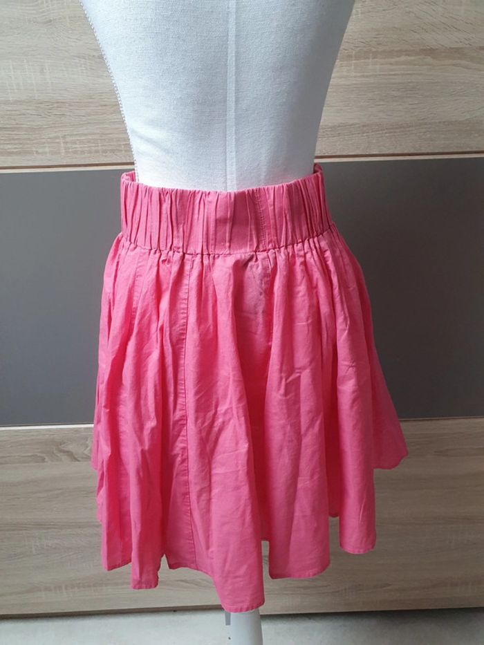 Jupe rose. - photo numéro 2