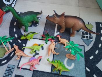Lot dinosaures