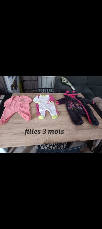Vêtements filles 3 mois