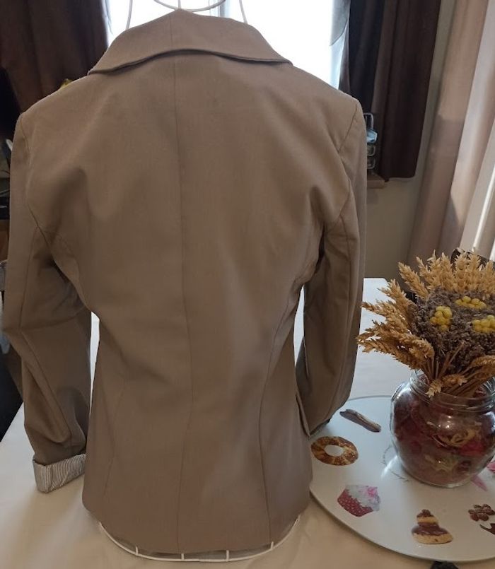 Superbe Veste Blazer Taupe / Beige – Coupe Cintrée & Col Châle – Chic & Intemporelle - photo numéro 6