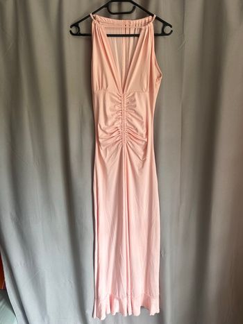 Robe rose poudrée classe moulante 