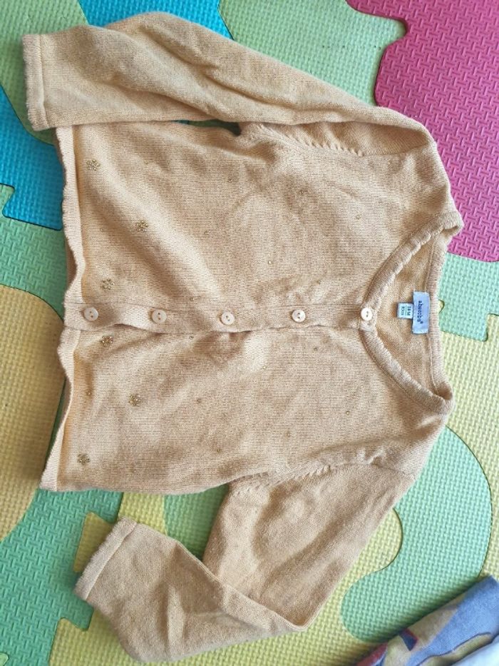 Lot vêtements fille 18 mois fête Noël jour de l'an, robes, blouson, gilets, chaussures Absorba - photo numéro 7