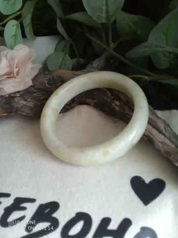 Bracelet jonc en pierre de Jade naturelle