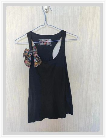 Débardeur noir, Undiz