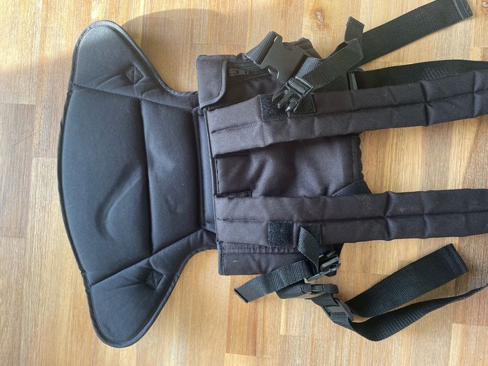 Porte bébé - photo numéro 2