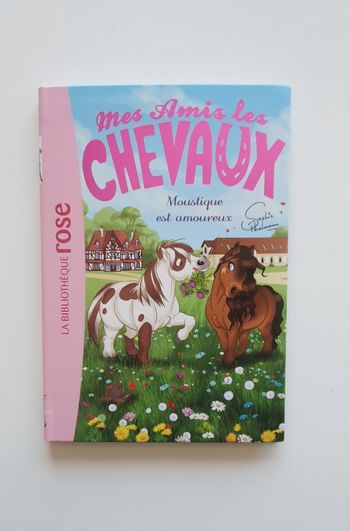 Livre Mes Amis les animaux Moustique est amoureux