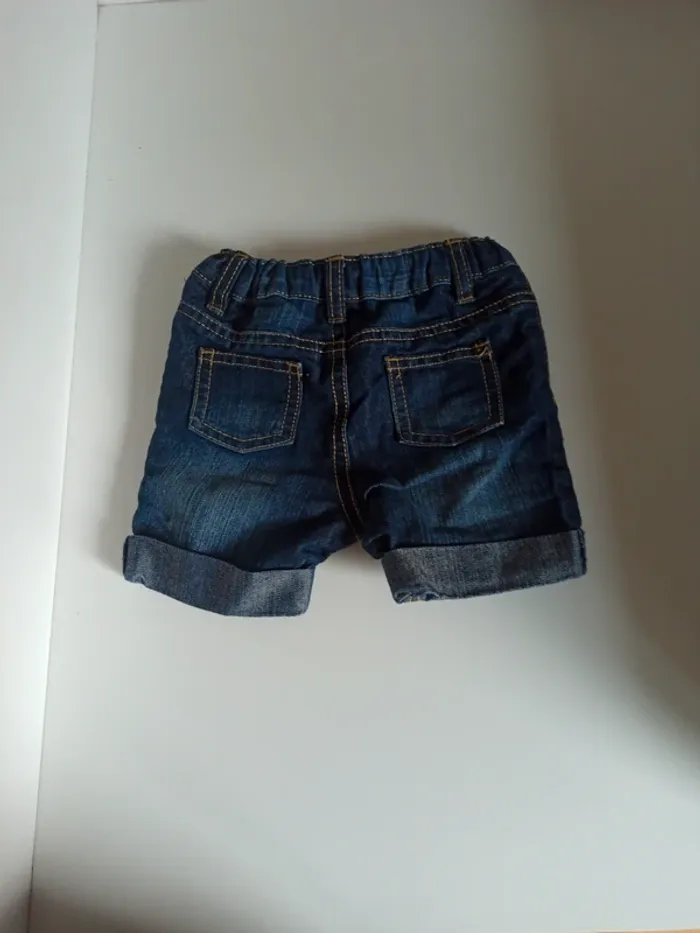 Short jean 6 mois - photo numéro 4