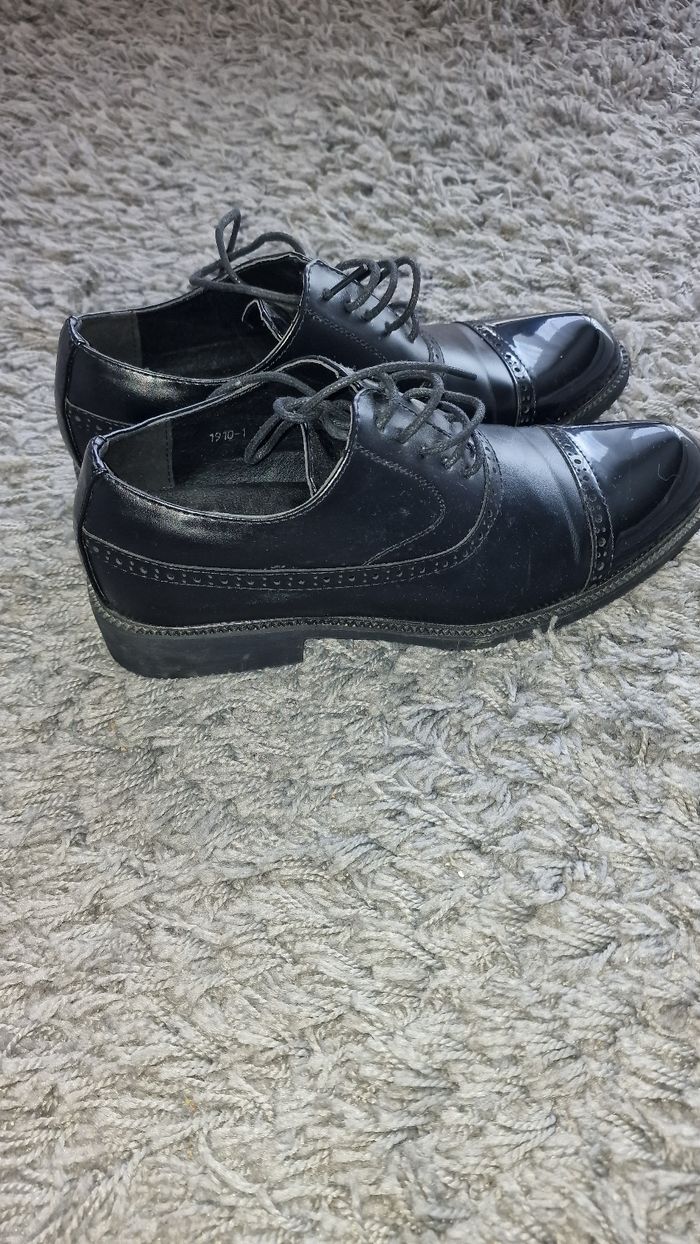 Pair de chaussures sur homme noir szmelle confort p 39 mat et vernies - photo numéro 3
