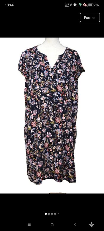 NEUVE belle robe en viscose marine motifs fleuries, taille 54