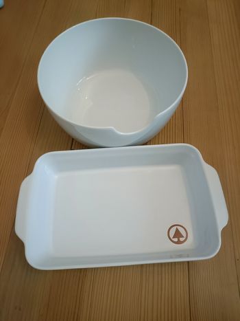 Plat au four/saladier de cuisine