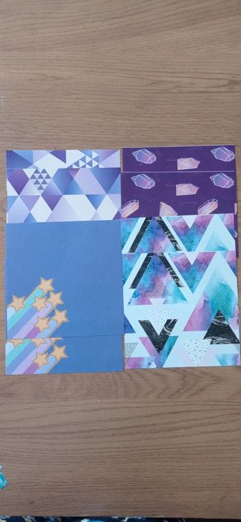 Lot de 8 feuilles de papier violet