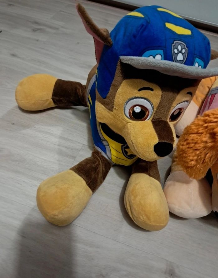 Lot de peluches pat patrouille paw patrol Marcus chase stella neuf neuves - photo numéro 3