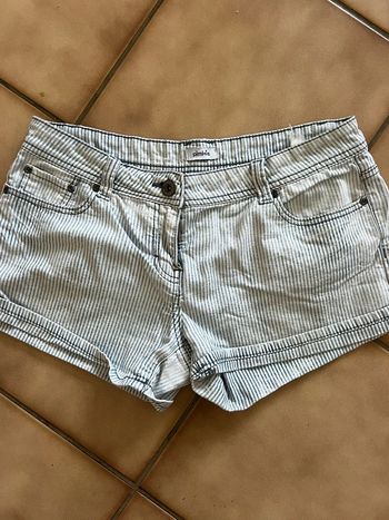 Short rayé pimkie taille 42