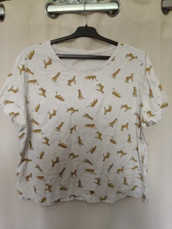 T shirt blanc à motifs léopard femme Kiabi taille xxl