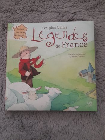 Gros livre enfants les plus belles légendes de France  avec cartes