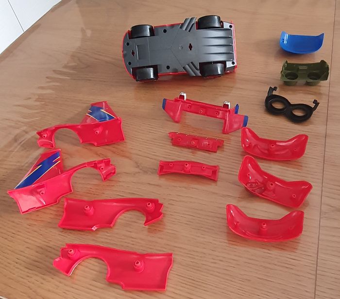 Voiture cars transformable - photo numéro 10