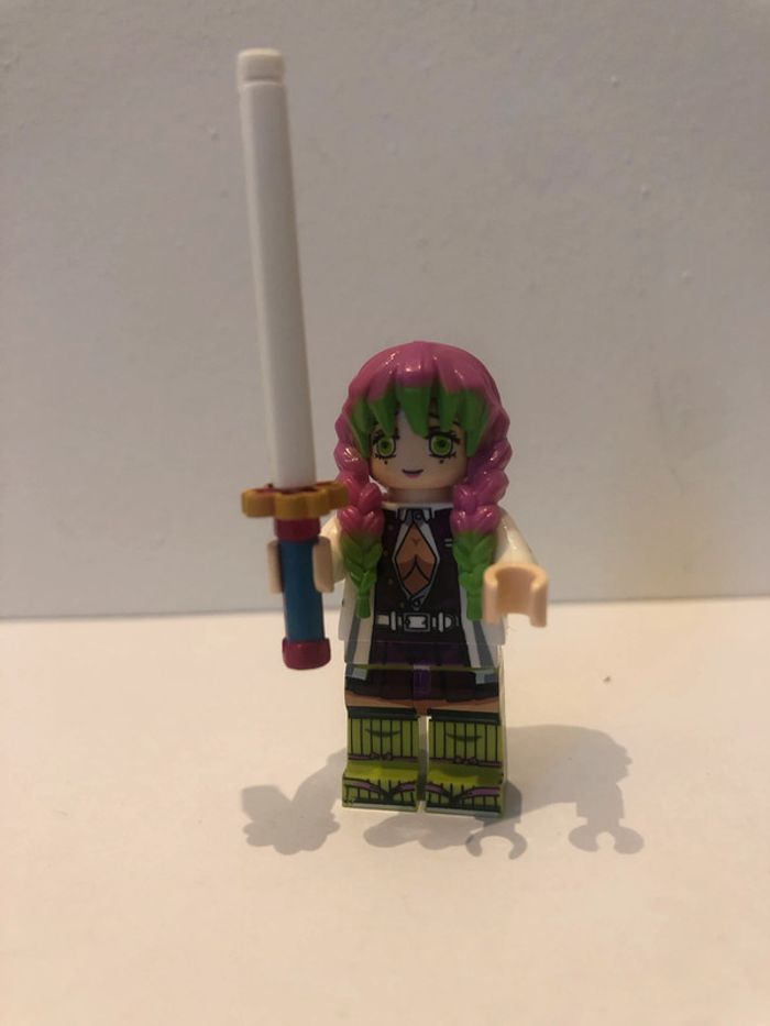 Figurine type lego Démon Slayer