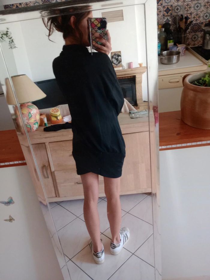 Robe L noire c 70 - photo numéro 4