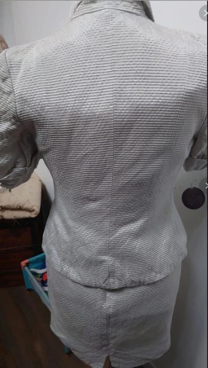 ensemble Robe palais royal t 40 avec sa veste - photo numéro 2