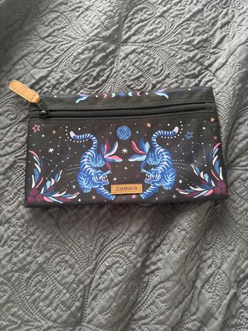 Pochette Cabaia édition spéciale