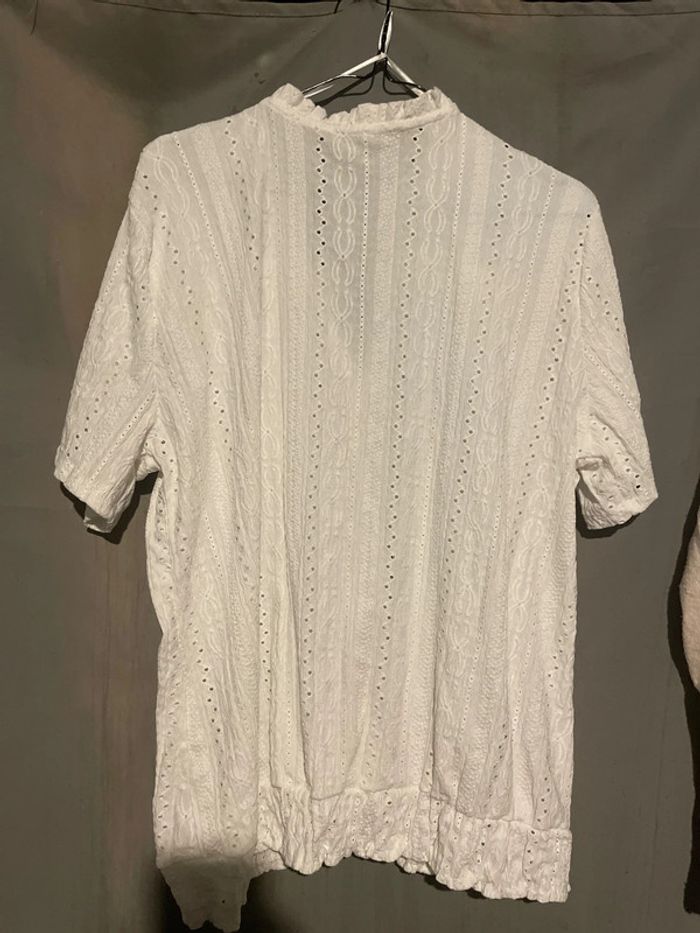 Blouse dentelle - photo numéro 2