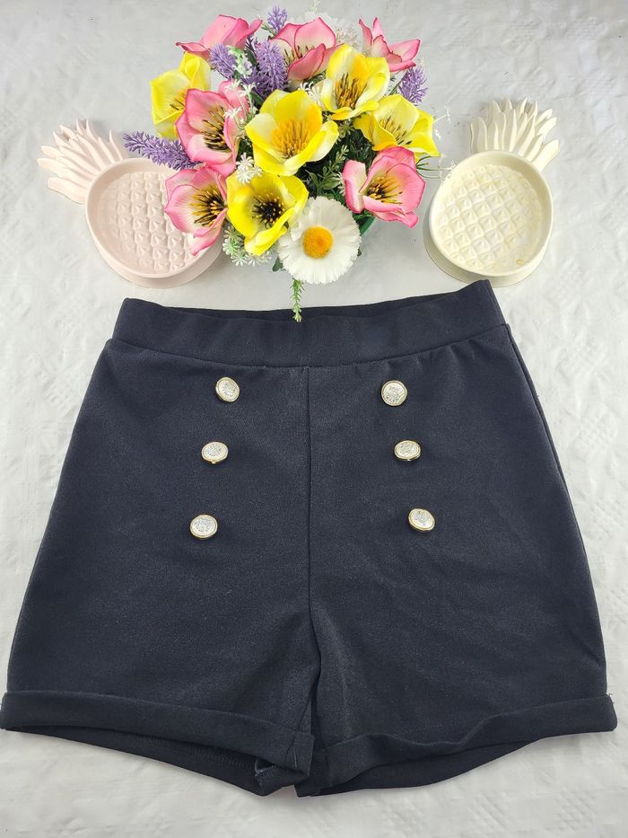 Short noir chic style marinière à boutons dorés taille 32 - photo numéro 1