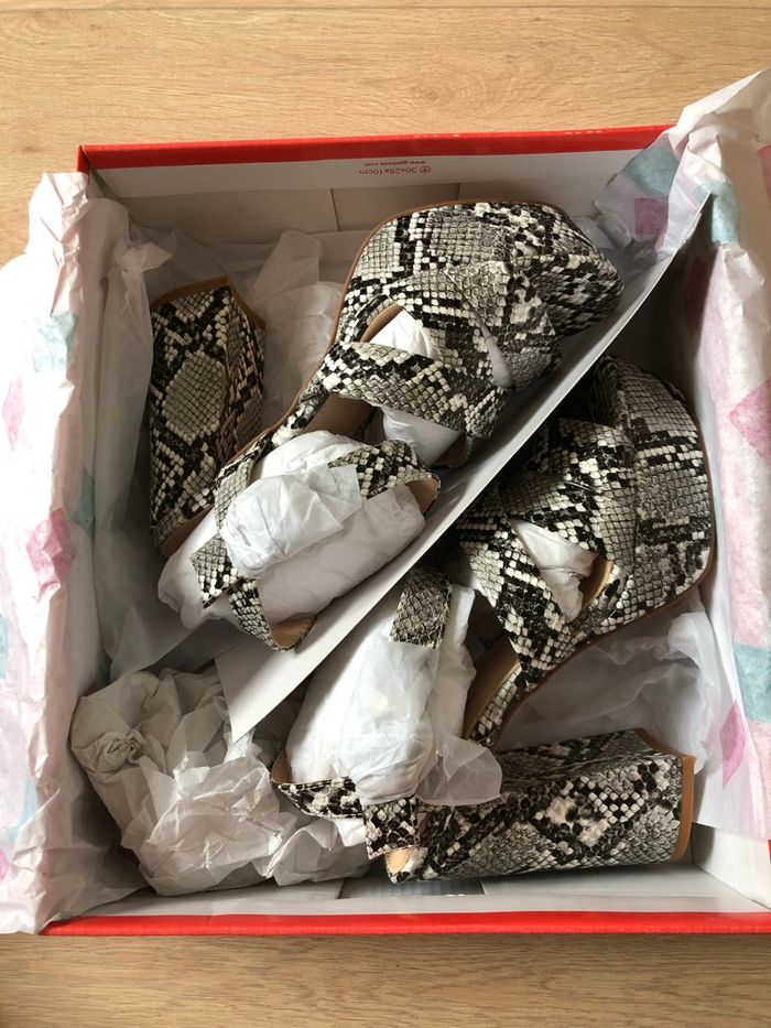 Escarpins ouverts neufs Even&Odd pointure 37 - photo numéro 10