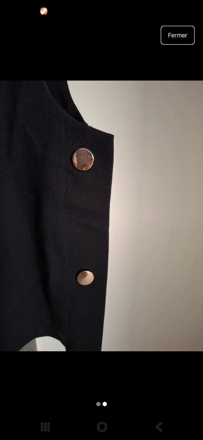 Top noir - photo numéro 2