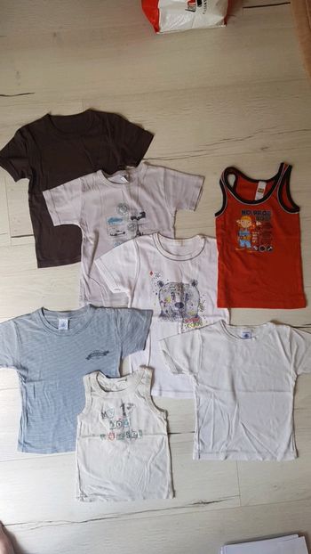 Lot de 7 maillots de corps / marcels garçon 5ans