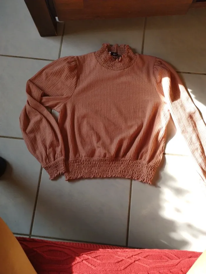 Blouse rose pâle