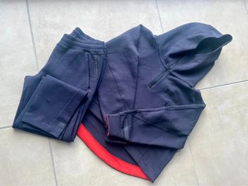 Ensemble Sweat et jogging
