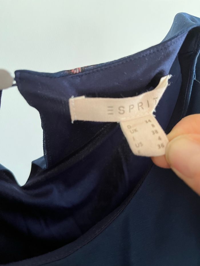 Robe de la marque esprit taille 36 en rdv motifs papillons - photo numéro 2