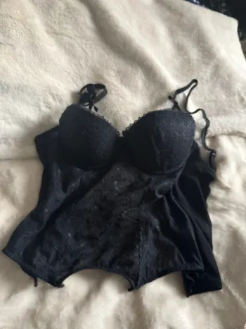 Magnifique bustier Noir Etam