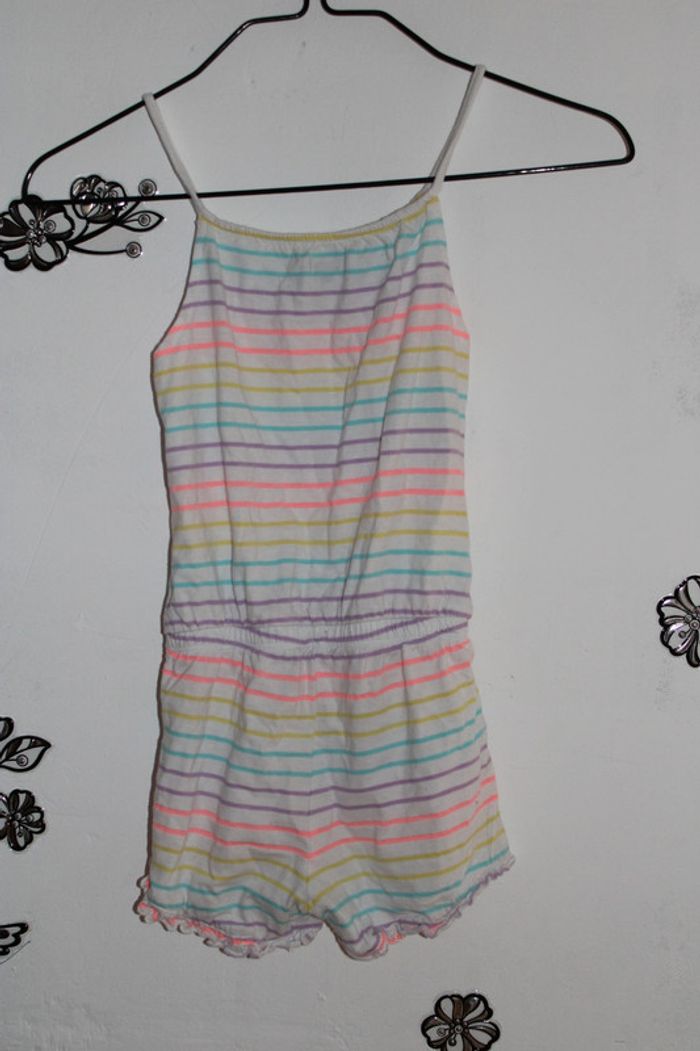 🌈 Combishort Kiabi blanche à rayures pastel - Taille 5 ans 🌈 - photo numéro 2