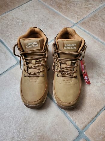 Chaussures montantes